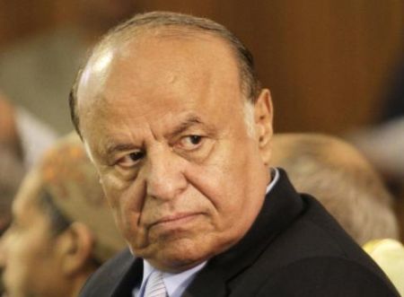 Fugitive Hadi urges PGCC to intervene militarily in Yemen